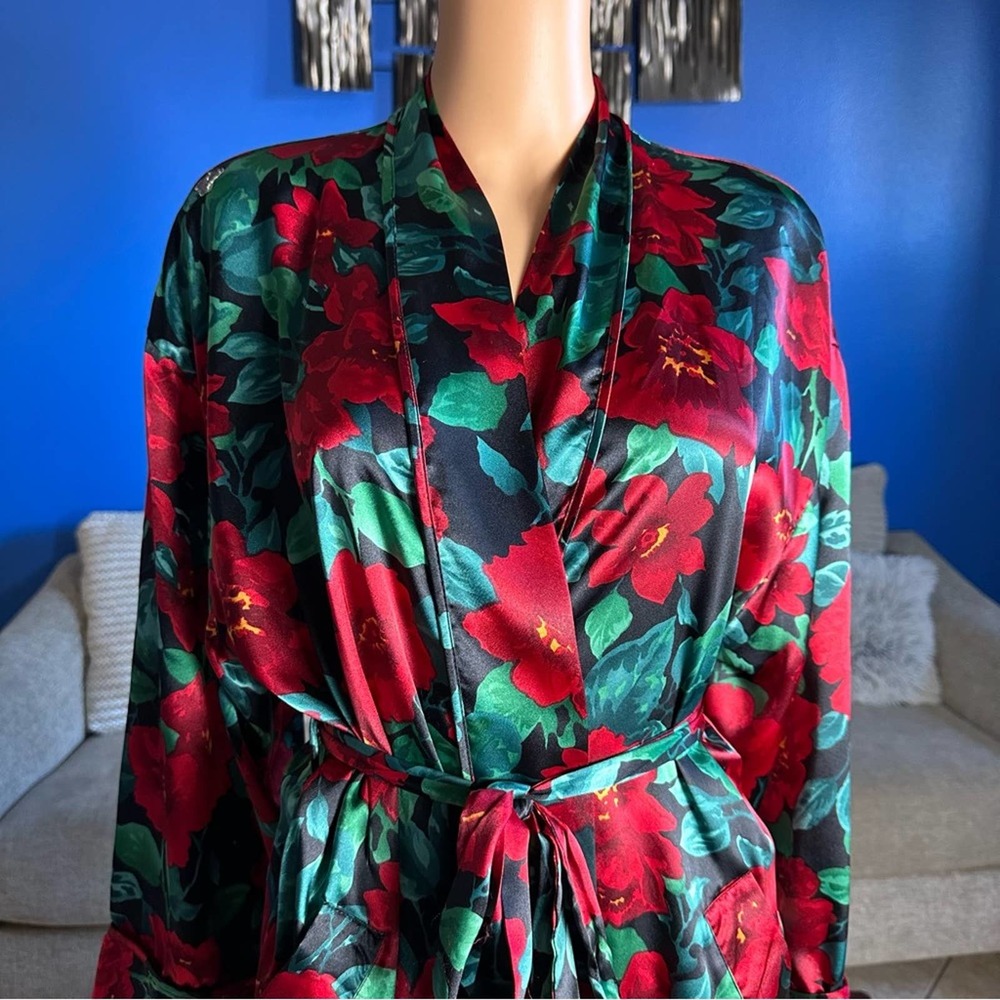 Victoria’s Secret Red Green Floral Gold Label Kimono Robe - Picture 2 of 9
